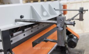 Фото 25 - Гильотина электромеханическая STALEX Q11-4×3200.