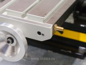Фото 27 - Фрезерно-сверлильный станок SBM-20 Vario.