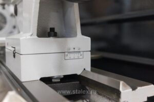 Фото 33 - Токарно-винторезный станок STALEX CM6241/1500.
