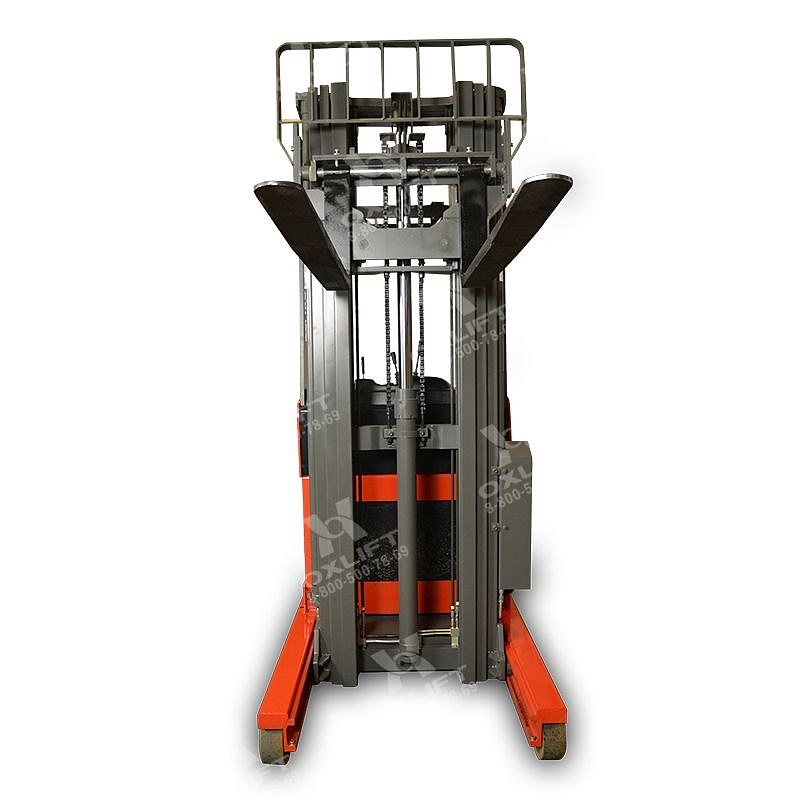 Фото 26 - Ричтраки с кабиной стоя MF12-35 OXLIFT.