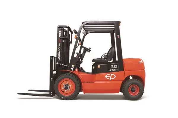 Фото 77 - Погрузчик вилочный электрический EP Equipment EFL302 ECONOMY SERIES (LI-ION, 3F480, SS, ST, 410 Ah, четырехопорный).