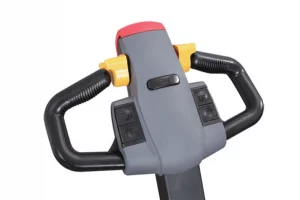 Фото 8 - Электрическая самоходная тележка EP Equipment EPT20-20WA (с электроподъемом).