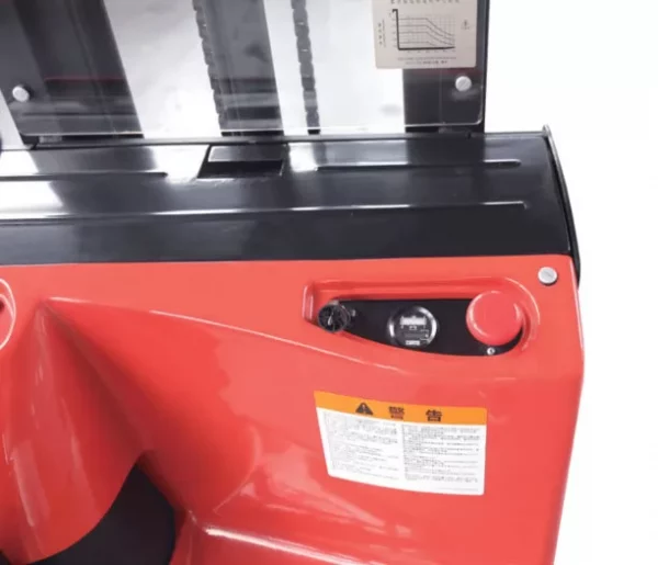Фото 94 - Штабелер электрический самоходный EP Equipment ES20-WA PROFESSIONAL (Кислотный, 2W360, без платформы).
